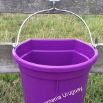 COLGADORES PORTÁTILES METÁLICOS